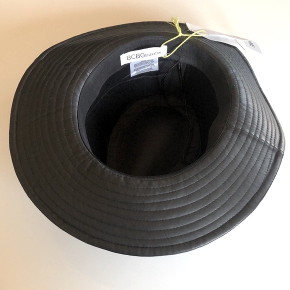 Black Adjustable Hat - Picture 2 of 4